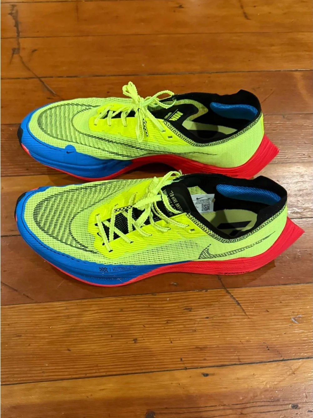 Nike Men's Athletic Shoes Neon Yellow Blue Red - Picture 2 of 6